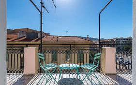 Squared Head-Apartment With Terrace In Nice