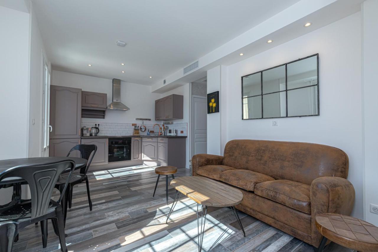 Squared Head-Apartment With Terrace In Nizza Exterior foto